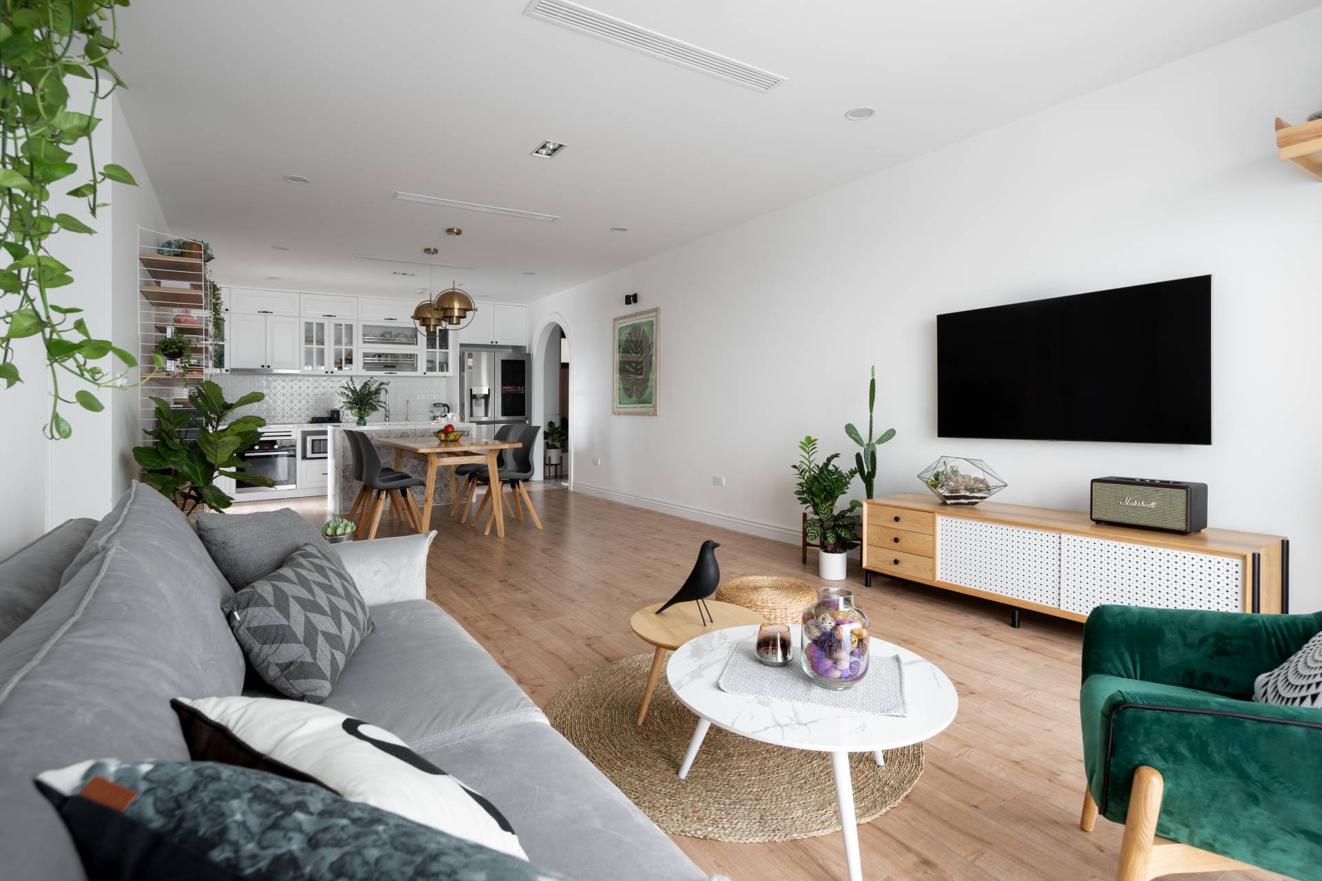 Spacious and airy apartment with Scandinavian design style.