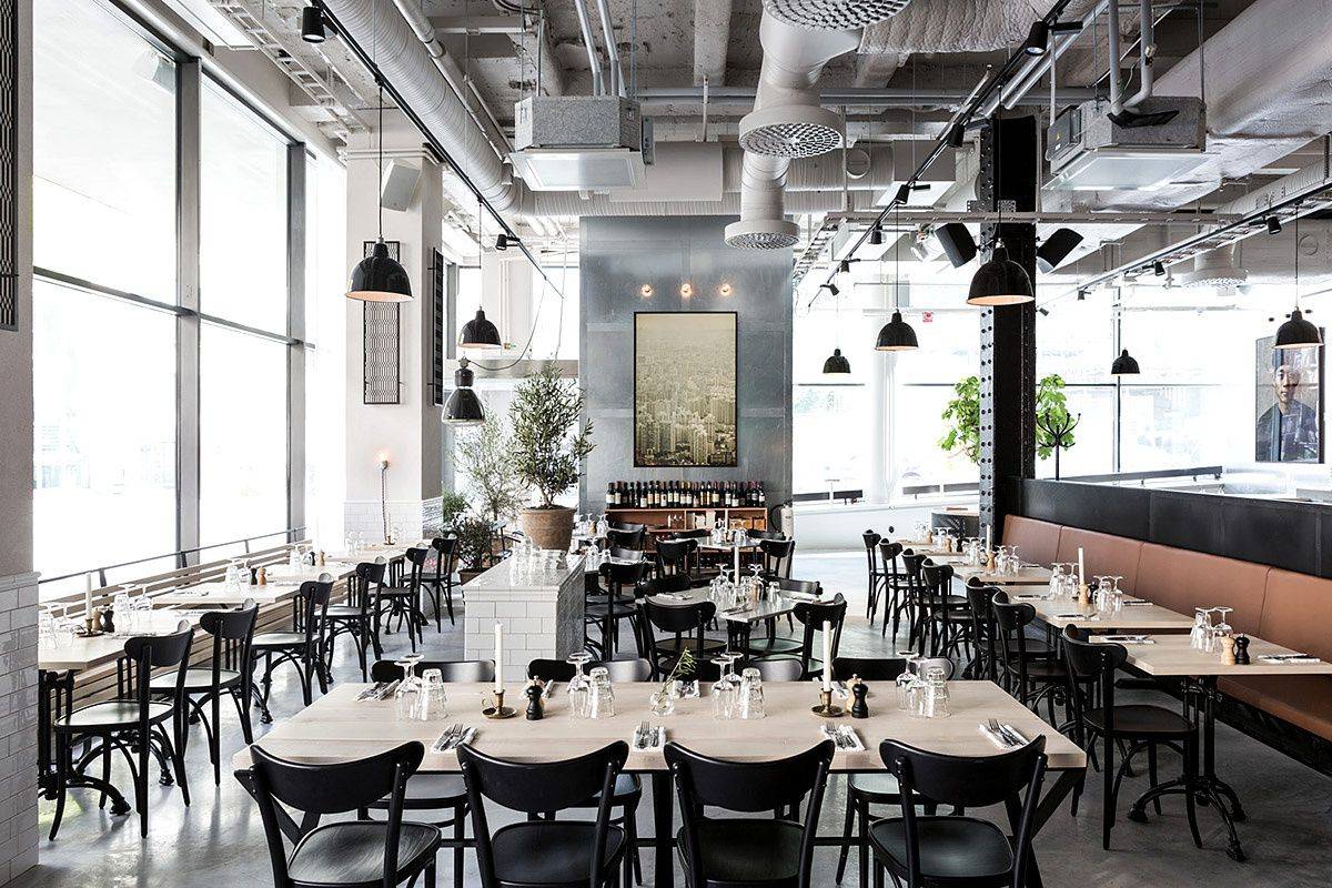 The restaurant space is lean and healthy by the combination of Scandinavian and Industrial styles.