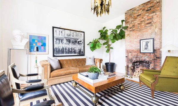 A potted plant in the corner also makes the room look different.