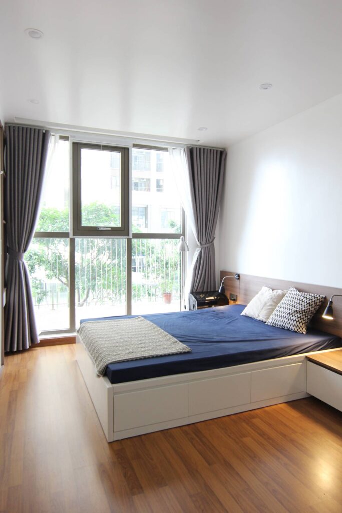 Lost In A Charming Interior Design Of Dynamic House