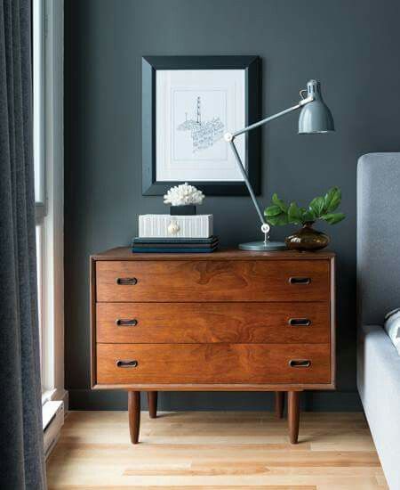 20 Beautiful Bedside Tables In The Bedroom, Does Your Dresser Have To Match Nightstand